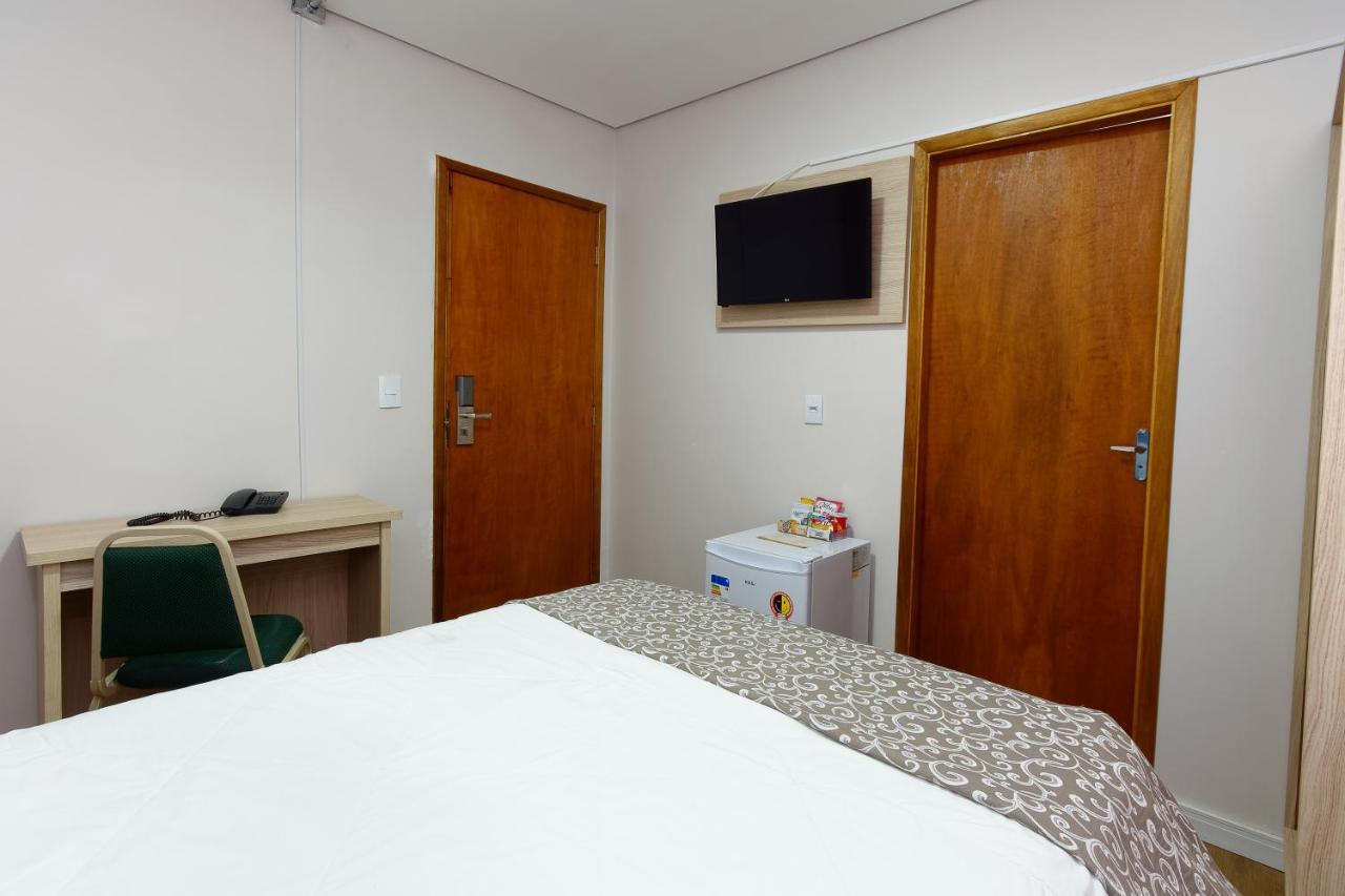 Fenix Hotel Bom Retiro Сао Паоло Екстериор снимка